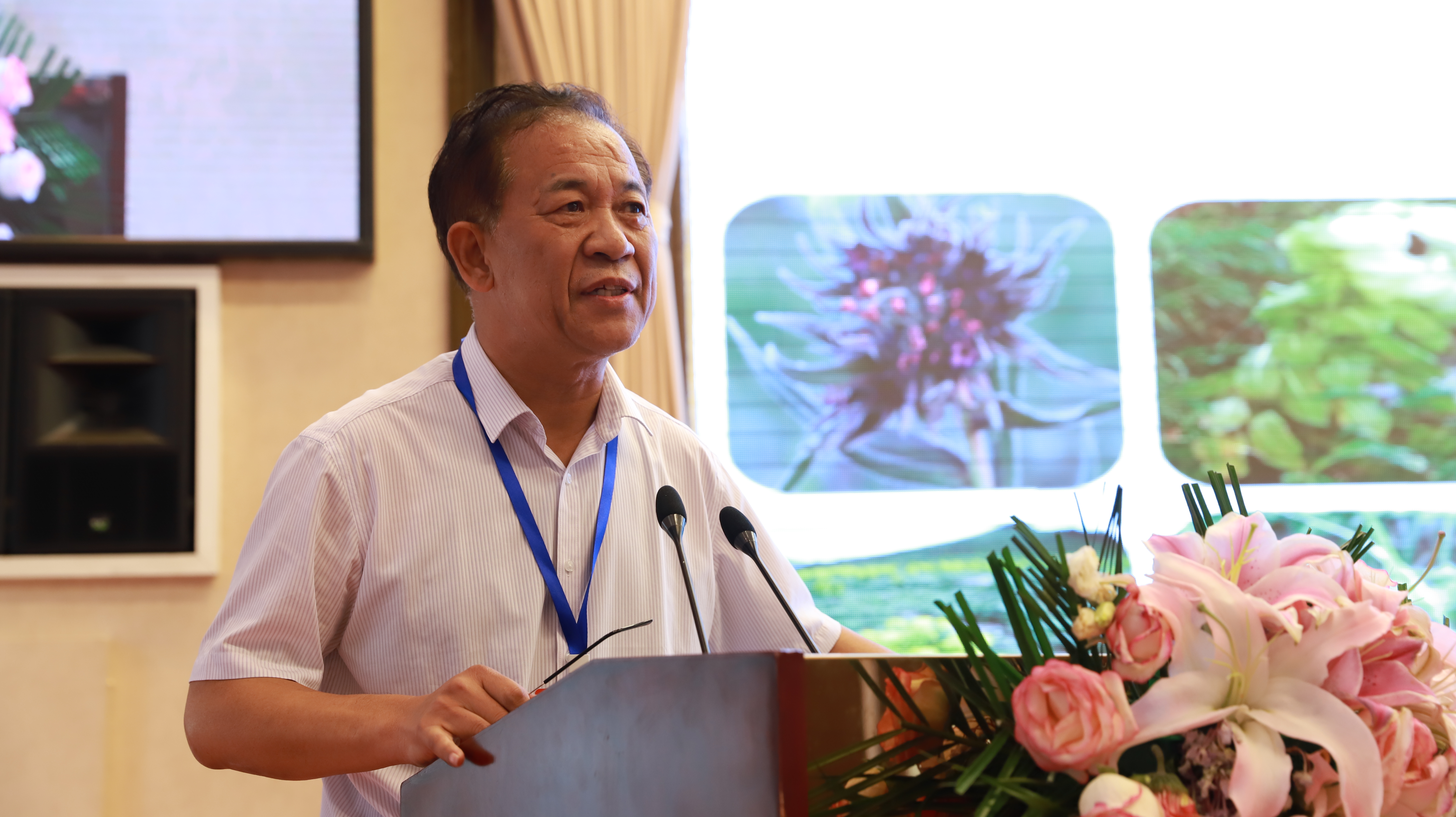 丝绸之路中药民族药产业发展学术会议·中国药学会民族药专业委员会成立大会暨新疆药学会成立60周年在乌鲁木齐举行 丝绸之路中药民族药产业发展学术会议·中国药学会民族药专业委员会成立大会暨新疆药学会成立60周年在乌鲁木齐举行